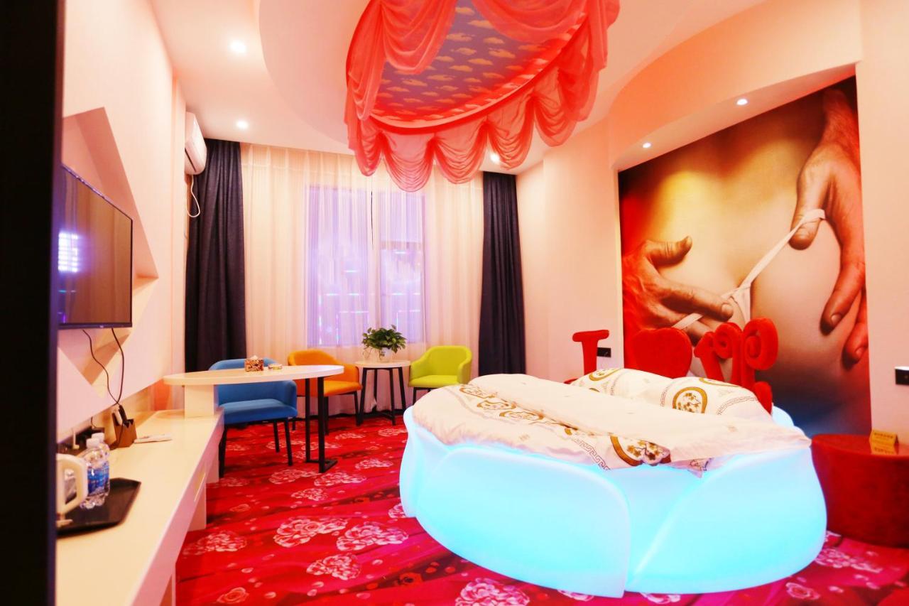 Kunming Mengda Holiday Hotel Экстерьер фото